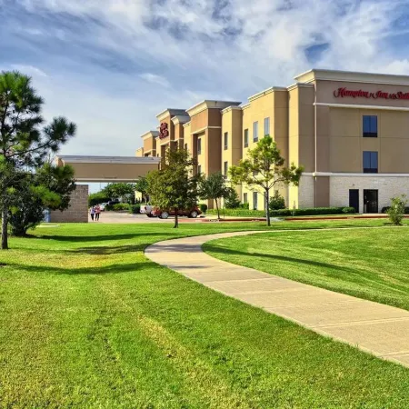 Hampton Inn & Suites Houston - Rosenberg