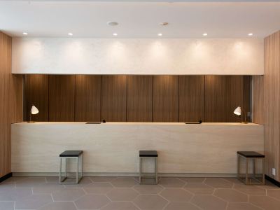 フロントデスク ホテルヒューイット甲子園の写真