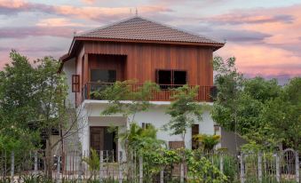 Khmer Homestay d'Angkor - First Floor 2-Bedroom & Living Room