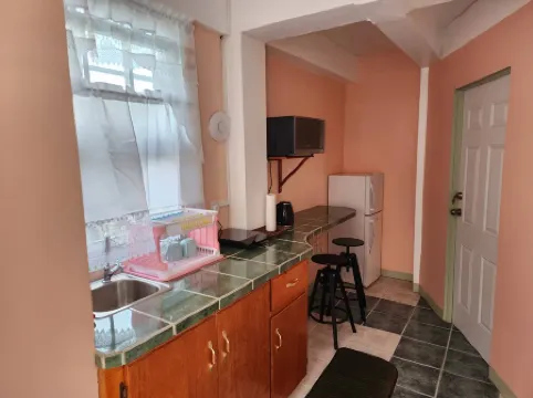 C & M Suites Your Haven in the City