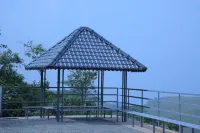 Valley View | Rooms & Cottage