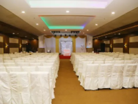 Kga Elite Continental Hotel Hotels in Thiruvalla