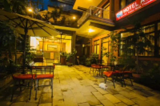 Royal Atlantic Home Hotel di 