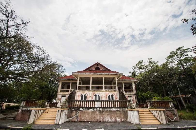 克羅克精品小酒館飯店