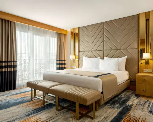 Days Inn by Wyndham Istanbul Bomonti Hotels near Bomontiada