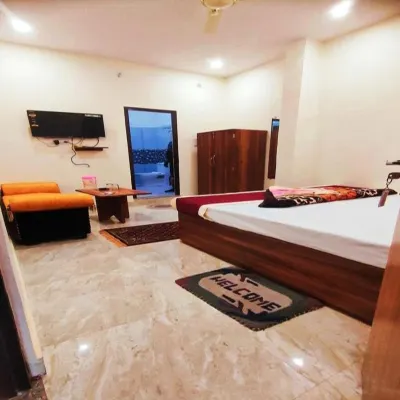 Hotel Rudra Paradise Hotels in Manrauli