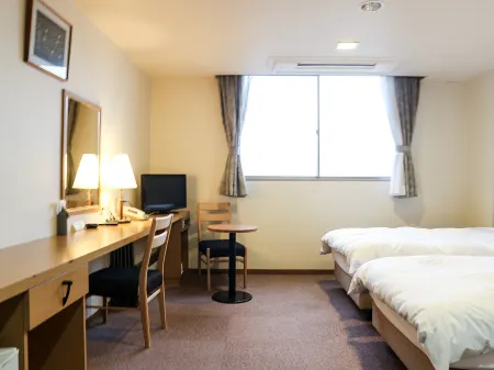 Hotel Ishimatsu Отели рядом со станцией JR Anan station