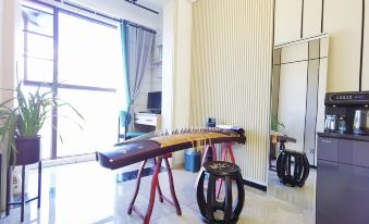 Mengzi Tianque Homestay