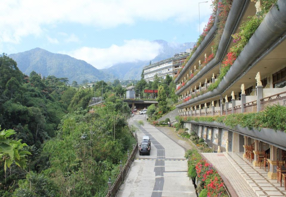 hotel overview picture
