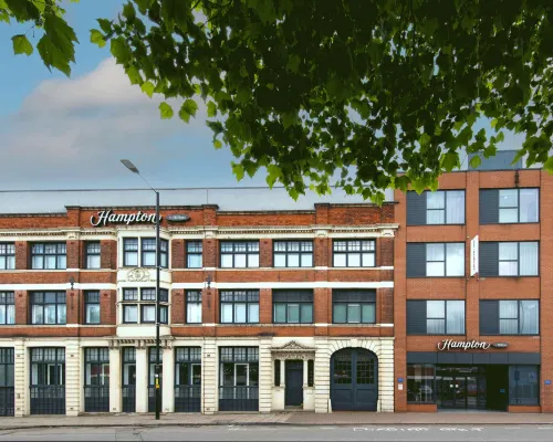 Hampton by Hilton Birmingham Jewellery Quarter Hotels near Pen Museum