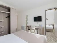 Brit Hotel Alghotel Hotels in Cancale