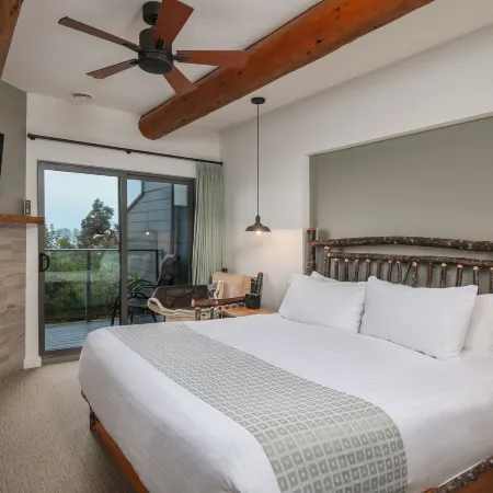 Tigh-Na-Mara Seaside Spa Resort