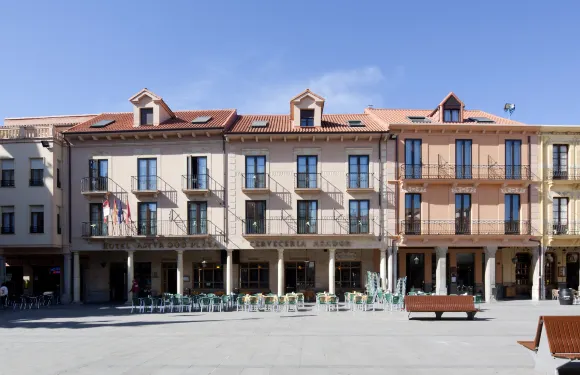 阿茨圖爾廣場酒店