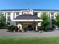 Pittsburgh Airport Inn and Suites Hotels near Pittsburgh International Airport