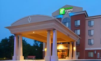Holiday Inn Express & Suites Culpeper