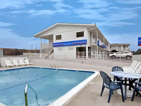 Rodeway Inn Near Hall of Fame