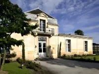 Château Cordeillan-Bages Hotel di Saint-Androny