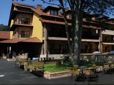 Hotel & Spa María Manuela Отели в г. 