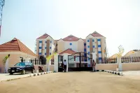 GPinnacle Suites