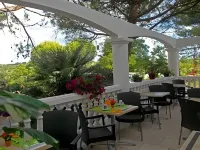 Le Sarac Hôtel Hotels in Clermont-l'Herault