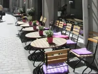 Hotel & Backpackers Zak Schaffhausen Hotels in Neuhausen am Rheinfall