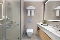 Holiday Inn Lampung Bukit Randu Hotels near Condong Island