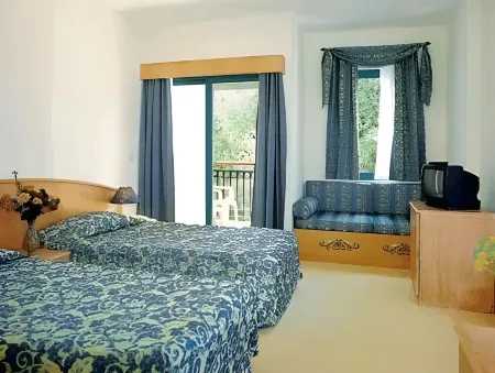Dosi Hotel