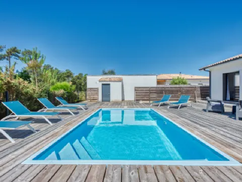 Les Alyzés Hotels in 