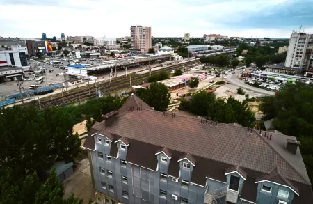 Apartments Astrakhan Отели рядом с достопримечательностью «Памятник Омару Хайяму»