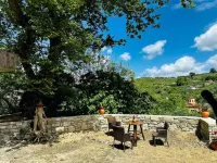 Travelers & Hikers Delight House on Way to Sougia Hotels near Karavitakis Winery / Οινοποιείο Καραβιτάκη