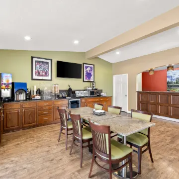 Best Western Catalina Inn