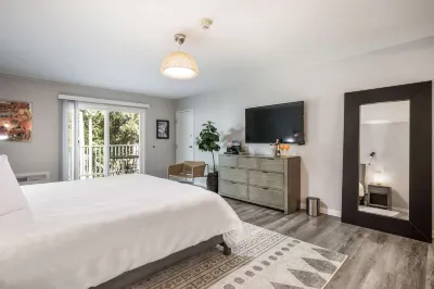 The Shore Club Wisconsin, Ascend Hotel Collection