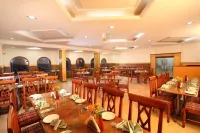 Hotel Lakeview Hotels in Ooty