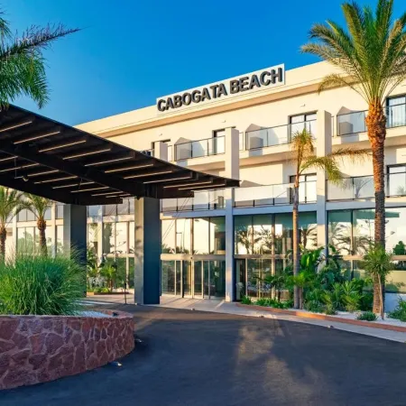 Hotel Cabogata Jardín