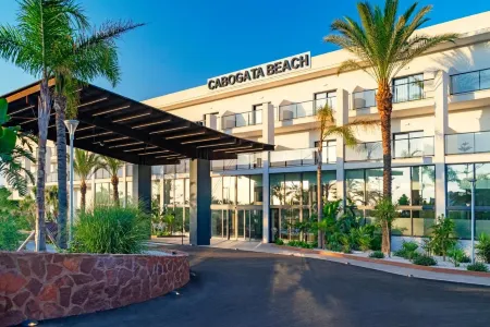 Hotel Cabogata Jardín