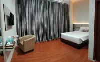 Grand Aceh Hotel Hotel dekat Masjid Oman Al-Makmur