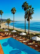 Casa Loma Beach Hotel