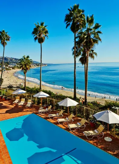 Casa Loma Beach Hotel