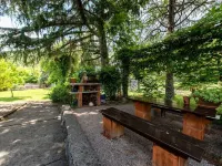 Elegant Lovran Apartment with Large Outdoor Area Hotel di Lovran