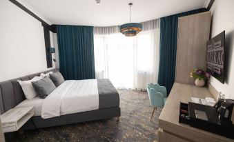 Opera Hotel