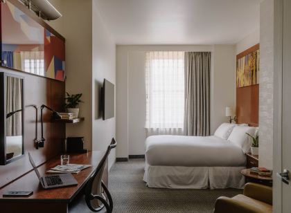 Club Quarters Hotel in Philadelphia