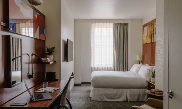 Club Quarters Hotel in Philadelphia