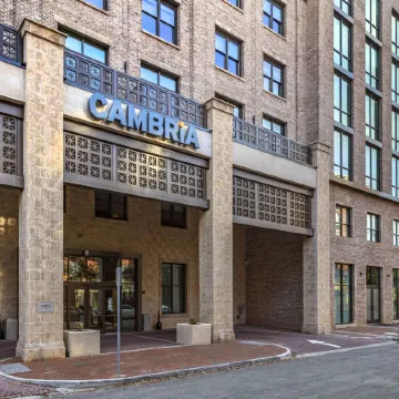 Cambria Hotel Savannah Downtown Historic District