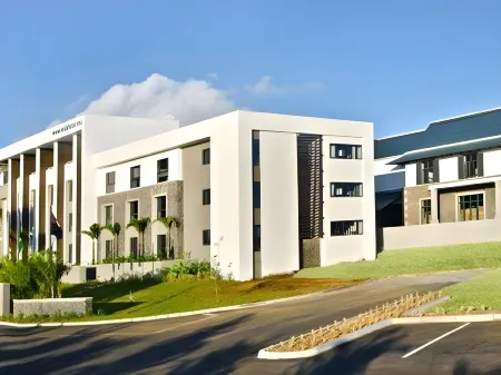 Voila Bagatelle Отели рядом с достопримечательностью «Mauritius Standards Bureau»