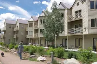 Viking Lodge 103 by AvantStay Stunning Condo w Communal Pool