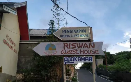 Riswan Guest House Отели рядом с достопримечательностью «Таман Секкенг Булукамба»