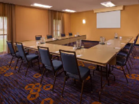 Courtyard Richmond West Hotels in Brookland