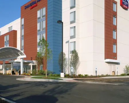SpringHill Suites Chicago Waukegan/Gurnee Hotels in Lake County