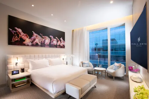 Hall Arts Hotel Dallas, Curio Collection by Hilton Hotels in Dallas