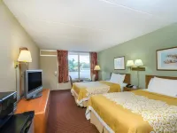 Days Inn by Wyndham Hurricane Mills Các khách sạn ở Humphreys County